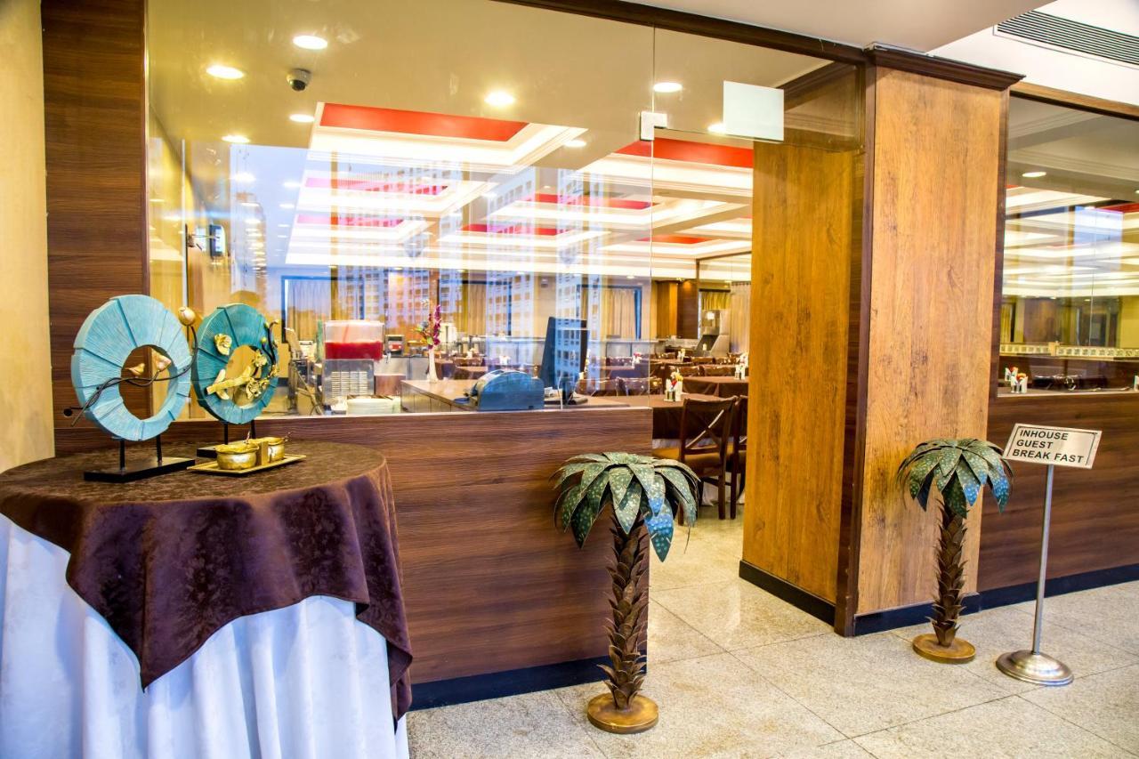 Hotel Tip Top Plaza Thane Exterior foto